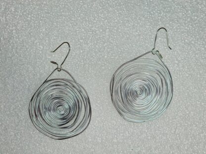 Spirale Ohrhänger aus silber Schmuckdraht - mit 925 Sterling Silber Ohrhaken - Kringel Ohrschmuck - handgemachter Drahtschmuck - hypnotisch – Bild 4