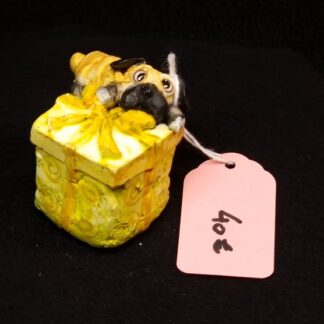 Sammelfigur mit Päckchen 50