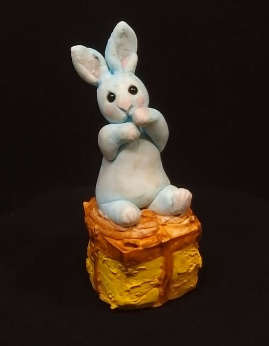 Sammelfigur mit Päckchen 29