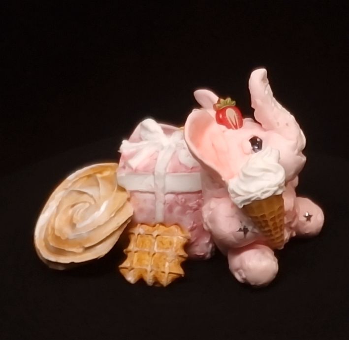 Sammelfigur mit Päckchen 26