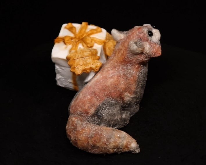 Sammelfigur mit Päckchen 13 – Bild 2