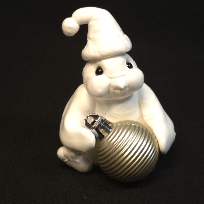 Sammelfigur mit Weihnachtskugel 9 - WUNSCHFARBE – Bild 4