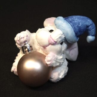 Sammelfigur mit Weihnachtskugel 1