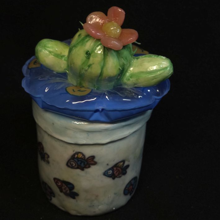 Baby Kaktus mit Schwimmreifen Dekofigur – Bild 2
