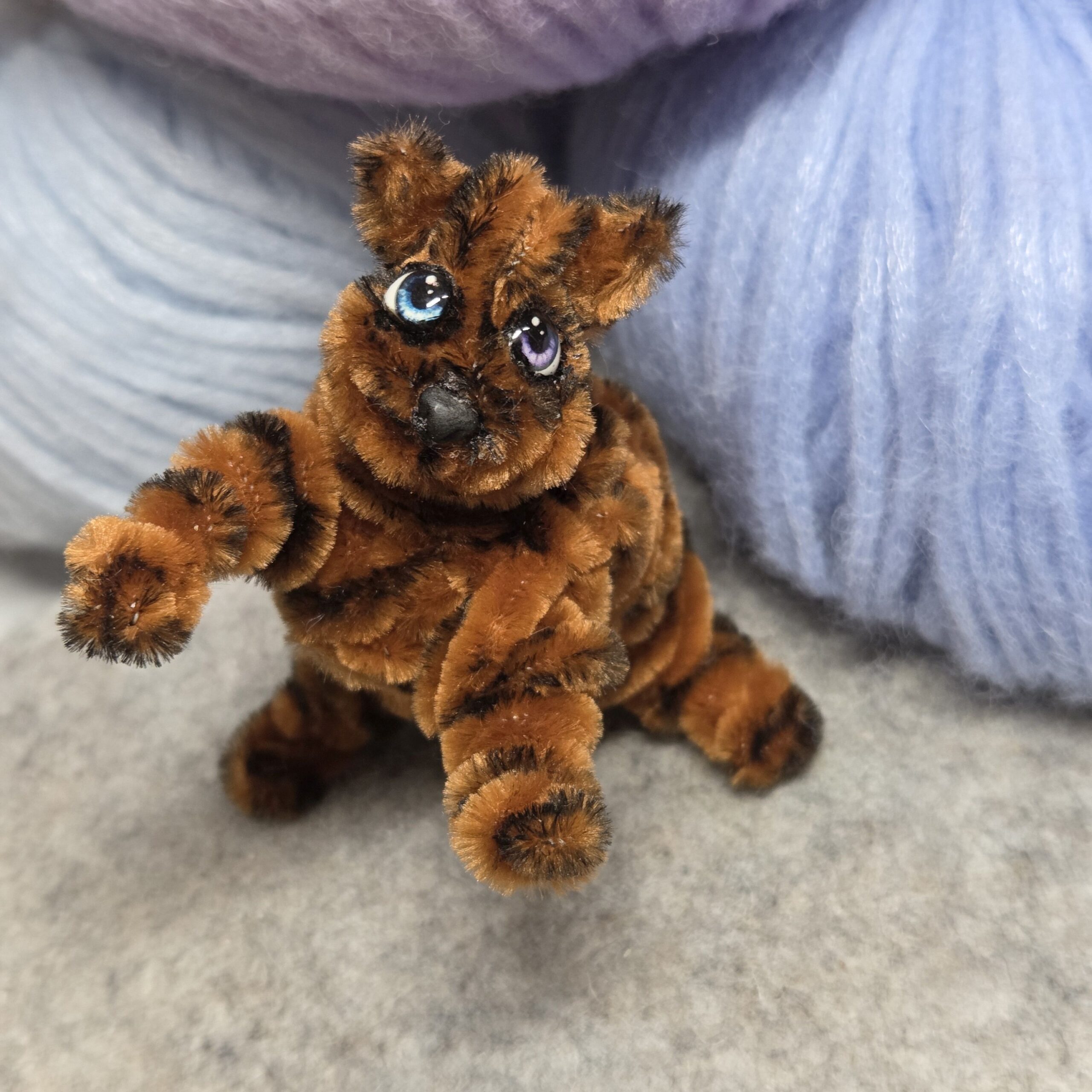 Pipe Cleaner Raubkatze Figur Wireart Dekofigur – Bild 2