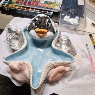 21cm Keramikschale mit Figur Pinguin Dekofigur
