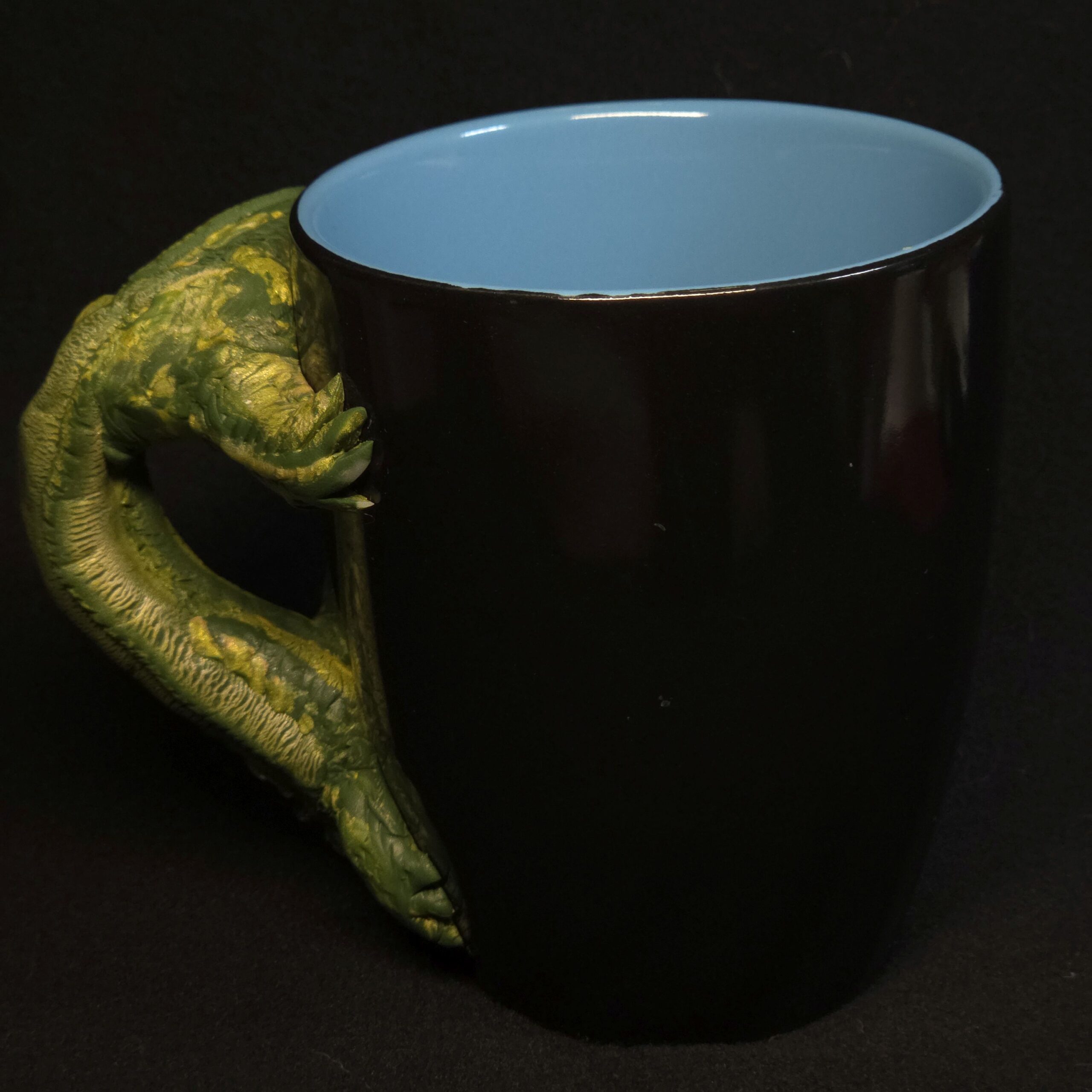 Häferl Tasse mit Krokschi dem Krokodil – Bild 2