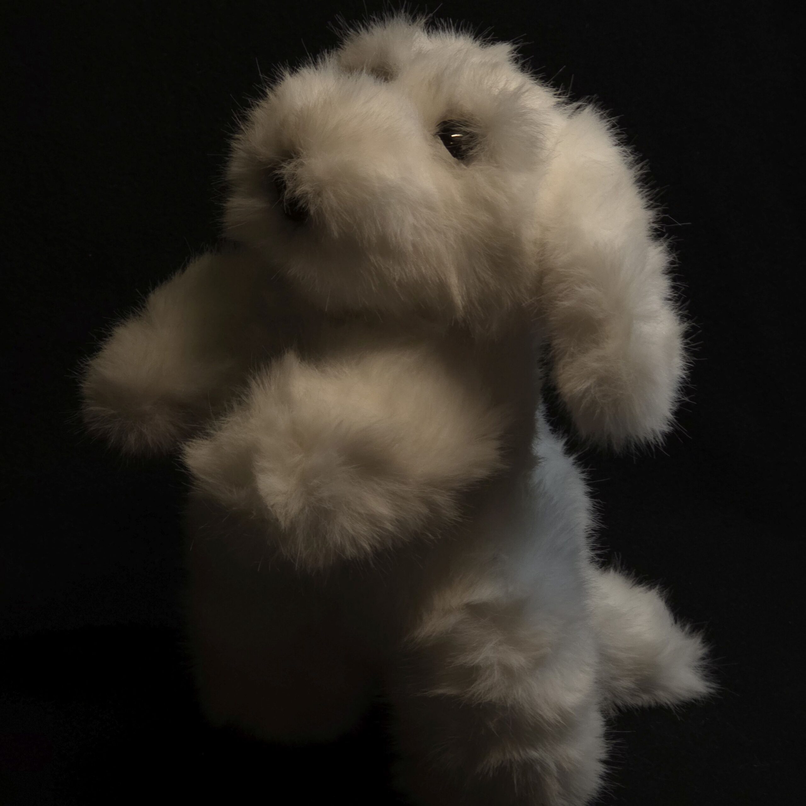 Flauschi Hund mit Kunstfell Tierfigur – Bild 3